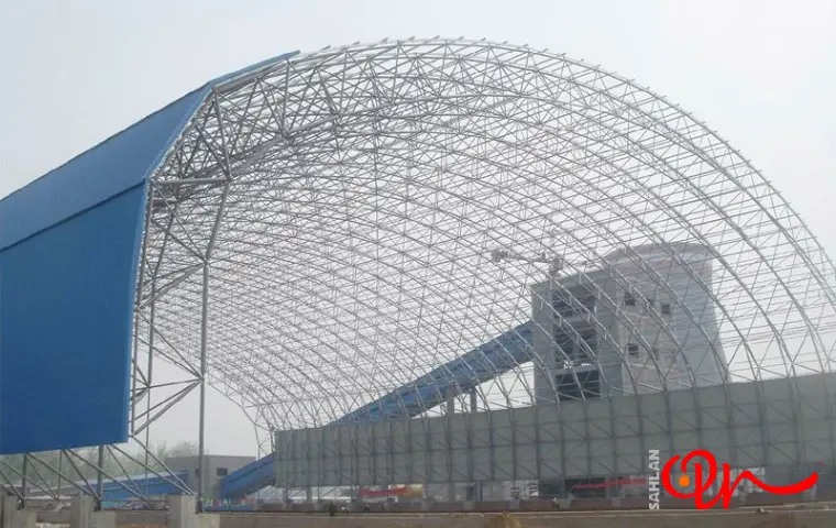 یک اسپیس فریم یزد بزرگ