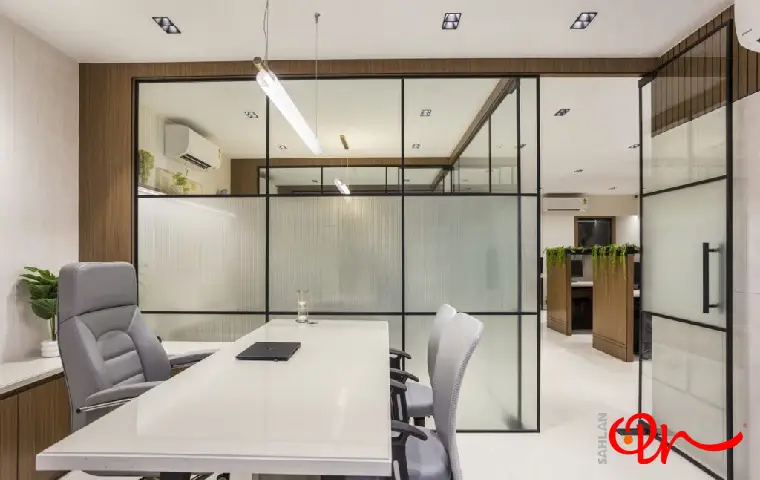 ترکیب پارتیشن آلومینیومی  با شیشع مات و شفاف