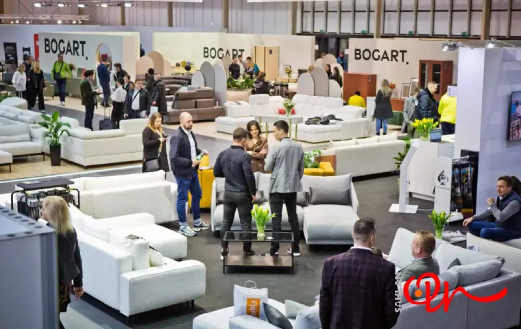 برندهای مختلف مبلمان در حال ارائه محصولات و مبلمان به مشتریان