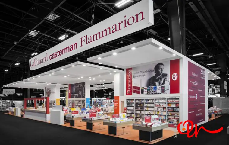 نمایشگاه کتاب شیراز با رنگ سفید و قرمز